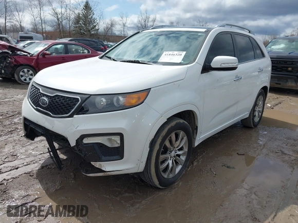 2013 Kia Sorento SX with VIN 5XYKW4A2XDG381578, listed as a IAAI auction lot 41846320 with 185,112 mi miles. Bid and sale history available at carsss.com. Image 17.