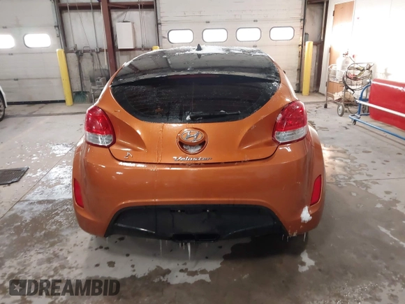 2012 Hyundai Veloster w/Gray Int z VIN KMHTC6AD6CU076954, wystawiony jako IAAI lot #41006441 z przebiegiem 73 767 mil mil oraz . Historia ofert i sprzedaży dostępna na DreamBid. Obrazek 16.