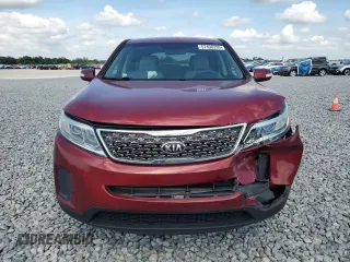 2014 Kia Sorento LX z VIN 5XYKT3A67EG461489, wystawiony jako Copart lot #57498295 z przebiegiem 198 799 mil mil oraz Szkoda całkowita • Salvage title. Historia ofert i sprzedaży dostępna na DreamBid. Obrazek 5.