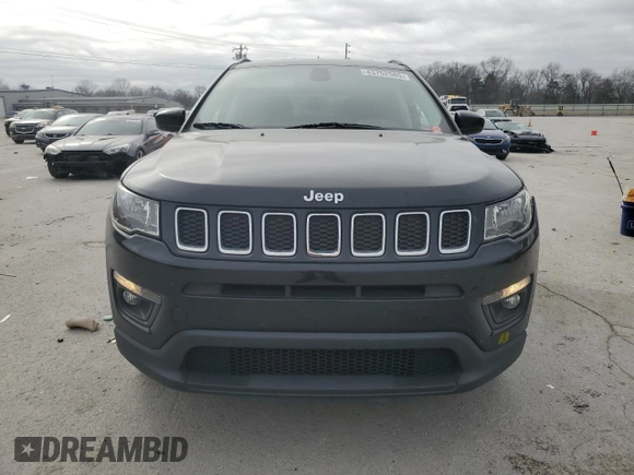 2018 Jeep Compass Latitude with VIN 3C4NJCBB3JT420682, listed as a Copart auction lot 43752585 with 66,360 mi miles and Salvage title. Bid and sale history available at DreamBid. Image 5.