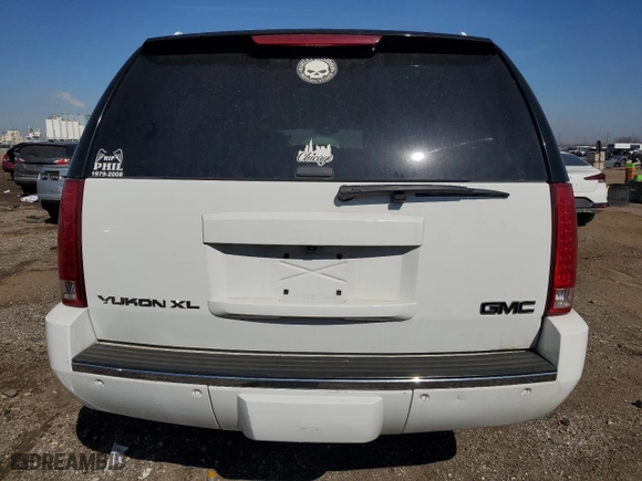 2008 GMC Yukon XL Denali with VIN 1GKFK66888J235843, listed as a Copart auction lot 49113375 with 186,685 mi miles and Salvage Title. Bid and sale history available at carsss.com. Image 6.