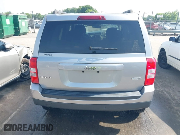 2016 Jeep Patriot Latitude with VIN 1C4NJRFB2GD714425, listed as a IAAI auction lot 42258753 with 119,655 mi miles and . Bid and sale history available at DreamBid. Image 16.