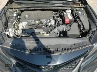 2021 Toyota Camry SE z VIN 4T1G11AK7MU598244, wystawiony jako Copart lot #86686355 z przebiegiem 82 785 mil mil oraz Szkoda całkowita • Salvage title. Historia ofert i sprzedaży dostępna na DreamBid. Obrazek 15.