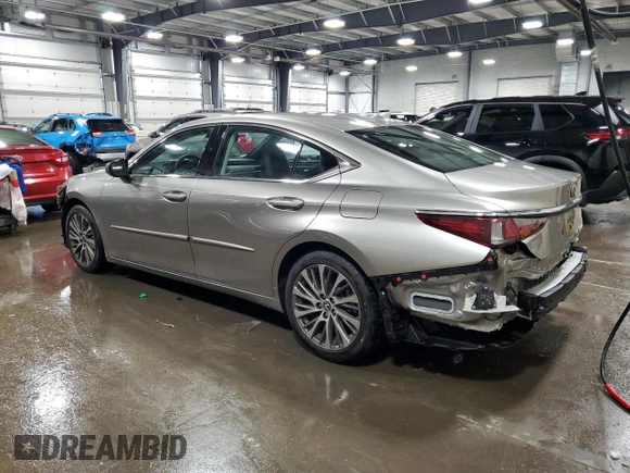 2021 Lexus ES 250 z VIN 58AD11D10MU007590, wystawiony jako Copart lot #82584724 z przebiegiem 5 470 mil mil oraz Szkoda całkowita • Salvage title. Historia ofert i sprzedaży dostępna na DreamBid. Obrazek 2.