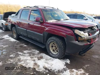 2005 Chevrolet Avalanche Z71 with VIN 3GNEK12ZX5G170135, listed as a IAAI auction lot 41260437 with 307,945 mi miles. Bid and sale history available at carsss.com. Image 1.