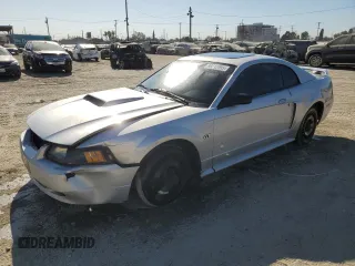 2003 Ford Mustang GT Deluxe with VIN 1FAFP42X23F307846, listed as a Copart auction lot 89212095 with 148,386 mi miles and Clean Title. Bid and sale history available at carsss.com. Image 1.