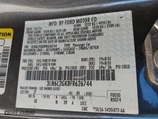 2015 Lincoln MKZ with VIN 3LN6L2GK8FR626744, listed as a IAAI auction lot 41835143 with NaN miles. Bid and sale history available at carsss.com. Image 9.