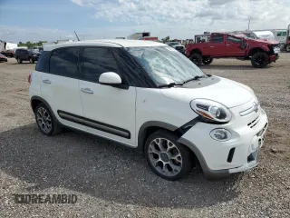 2014 FIAT 500L Trekking with VIN ZFBCFADH4EZ016712, listed as a Copart auction lot 71283484 with 127,058 mi miles and Salvage title. Bid and sale history available at DreamBid. Image 4.