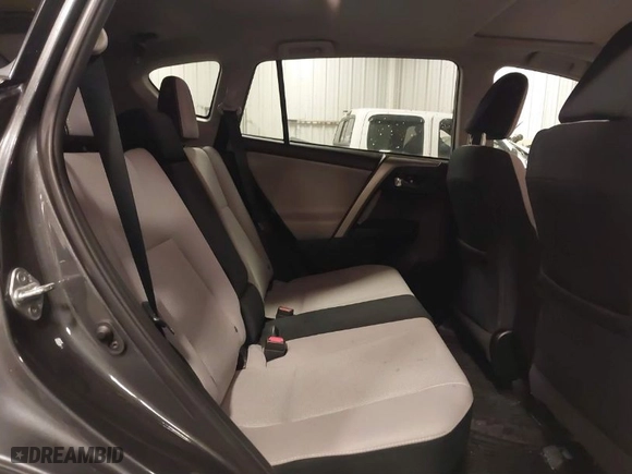 2018 Toyota RAV4 XLE with VIN 2T3RFREV4JW835563, listed as a IAAI auction lot 41431755 with 106,983 mi miles. Bid and sale history available at carsss.com. Image 8.