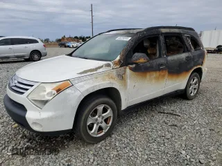 2008 Suzuki XL7 Premium z VIN 2S3DB217386103436, wystawiony jako Copart lot #88220205 z przebiegiem 84 032 mil mil oraz Szkoda całkowita • Salvage title. Historia ofert i sprzedaży dostępna na DreamBid. Obrazek 1.