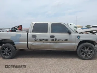 2003 Chevrolet Silverado 1500HD LS with VIN 1GCGC13U13F185851, listed as a IAAI auction lot 41941718 with 320,745 mi miles and . Bid and sale history available at DreamBid. Image 14.