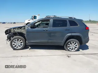2016 Jeep Cherokee Trailhawk with VIN 1C4PJMBS3GW232519, listed as a IAAI auction lot 41937545 with Not provided miles and . Bid and sale history available at DreamBid. Image 14.