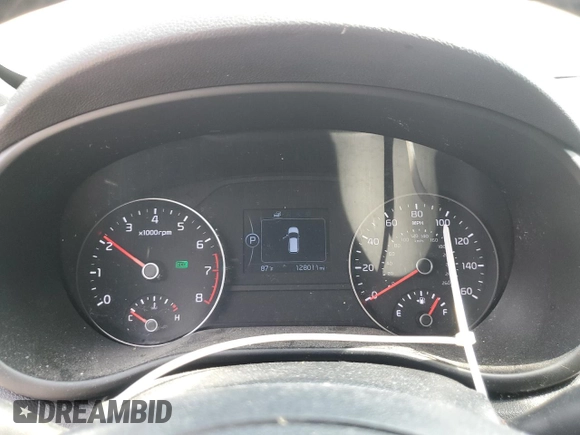 2019 Kia Sportage EX z VIN KNDPNCAC7K7522953, wystawiony jako Copart lot #54906835 z przebiegiem 128 011 mil mil oraz Szkoda całkowita • Salvage title. Historia ofert i sprzedaży dostępna na DreamBid. Obrazek 9.