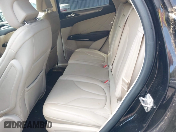 2017 Lincoln MKC Premiere with VIN 5LMCJ1C90HUL52132, listed as a IAAI auction lot 42611380 with 141,981 mi miles and . Bid and sale history available at DreamBid. Image 8.