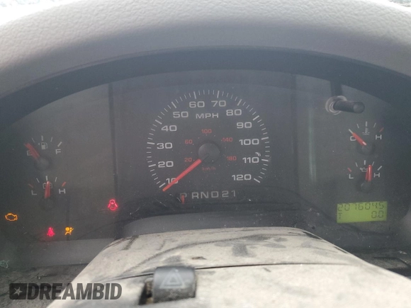 2004 Ford F-150 XL z VIN 1FTRF12W04NA11344, wystawiony jako Copart lot #56176505 z przebiegiem 207 604 mil mil oraz Szkoda całkowita • Salvage title. Historia ofert i sprzedaży dostępna na DreamBid. Obrazek 9.