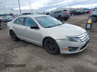 2010 Ford Fusion SE with VIN 3FAHP0HA6AR409302, listed as a IAAI auction lot 42040173 with 167,088 mi miles. Bid and sale history available at carsss.com. Image 1.