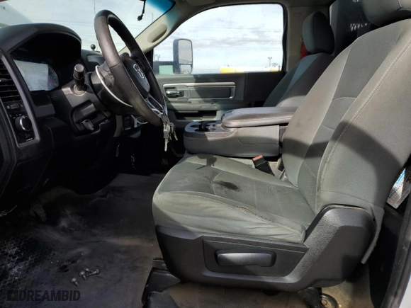 2017 Ram 5500 Chassis Cab Tradesman with VIN 3C7WRNDL3HG603987, listed as a Copart auction lot 44037465 with 240,602 mi miles and Clean Title. Bid and sale history available at carsss.com. Image 7.