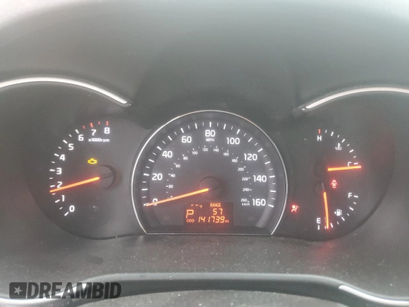 2015 Kia Sorento LX z VIN 5XYKTCA64FG636749, wystawiony jako Copart lot #54692105 z przebiegiem 141 739 mil mil oraz Szkoda całkowita • Salvage title. Historia ofert i sprzedaży dostępna na DreamBid. Obrazek 9.