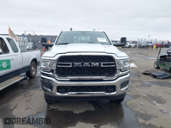 2020 Ram 2500 Tradesman with VIN 3C6UR5CL8LG189305, listed as a IAAI auction lot 41196823 with 35,248 mi miles. Bid and sale history available at carsss.com. Image 12.