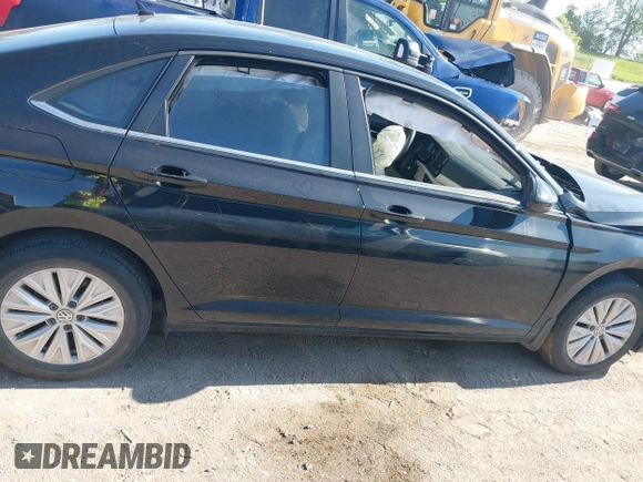 2019 Volkswagen Jetta S z VIN 3VWCB7BU1KM235505, wystawiony jako IAAI lot #42327298 z przebiegiem 54 126 mil mil oraz . Historia ofert i sprzedaży dostępna na DreamBid. Obrazek 14.
