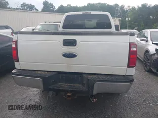 2015 Ford F-250 XLT with VIN 1FT7X2B60FEA21482, listed as a IAAI auction lot 42542686 with 316,337 mi miles and . Bid and sale history available at DreamBid. Image 16.