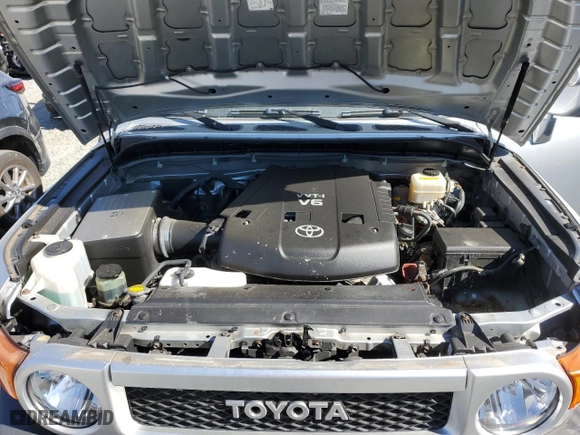 2008 Toyota FJ Cruiser with VIN JTEBU11F680107017, listed as a Copart auction lot 75185604 with 199,816 mi miles and Salvage Title. Bid and sale history available at carsss.com. Image 12.
