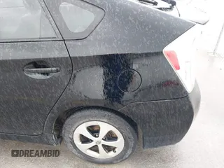 2014 Toyota Prius Four with VIN JTDKN3DU2E1776107, listed as a IAAI auction lot 41961997 with 175,905 mi miles. Bid and sale history available at carsss.com. Image 17.