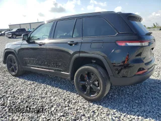 2023 Jeep Grand Cherokee Limited with VIN 1C4RJGBG2PC513119, listed as a Copart auction lot 57884335 with 33,937 mi miles and Non repairable. Bid and sale history available at DreamBid. Image 2.