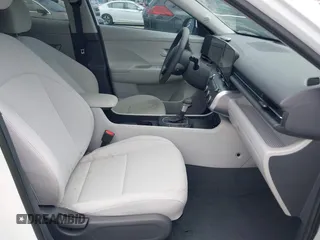 2024 Hyundai Kona SE with VIN KM8HA3AB7RU131235, listed as a IAAI auction lot 41971756 with 10,568 mi miles. Bid and sale history available at carsss.com. Image 5.