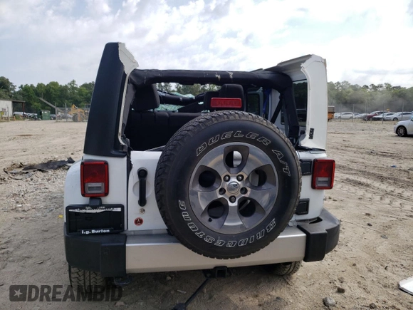 2018 Jeep Wrangler JK Unlimited Sahara with VIN 1C4BJWEG7JL856975, listed as a Copart auction lot 59562484 with 101,419 mi miles and Salvage Title. Bid and sale history available at carsss.com. Image 6.