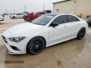 2022 Mercedes-Benz CLA 250 z VIN W1K5J4GB9NN318183, wystawiony jako Copart lot #52765035 z przebiegiem Nie podano mil oraz Szkoda całkowita • Salvage title. Historia ofert i sprzedaży dostępna na DreamBid. Obrazek 1.