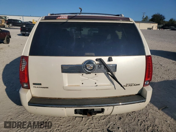 2011 Cadillac Escalade Platinum Edition z VIN 1GYS4DEF1BR343281, wystawiony jako Copart lot #74517204 z przebiegiem 199 087 mil mil oraz Czysty tytuł • Clean title. Historia ofert i sprzedaży dostępna na DreamBid. Obrazek 6.