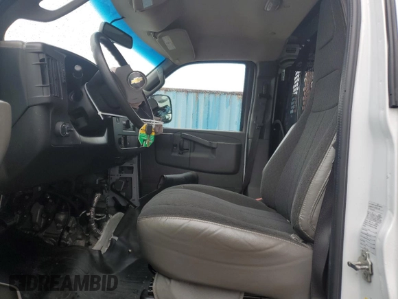 2022 Chevrolet Express Cargo with VIN 1GCWGAFP2N1195696, listed as a Copart auction lot 50023535 with Not provided miles and Clean title. Bid and sale history available at DreamBid. Image 7.