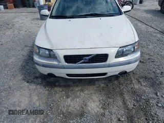 2002 Volvo S60 z VIN YV1RS61R822103797, wystawiony jako IAAI lot #42048945 z przebiegiem 148 447 mil mil oraz . Historia ofert i sprzedaży dostępna na DreamBid. Obrazek 6.