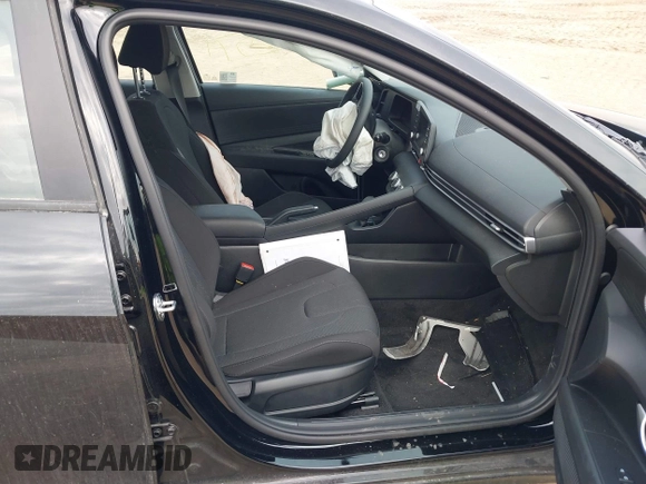 2024 Hyundai Elantra SE with VIN KMHLL4DGXRU814578, listed as a IAAI auction lot 41452571 with 1,558 mi miles and . Bid and sale history available at DreamBid. Image 5.
