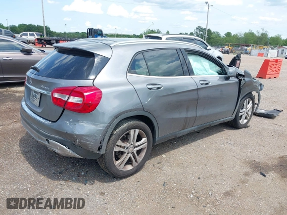 2016 Mercedes-Benz GLA 250 z VIN WDCTG4GB7GJ262782, wystawiony jako IAAI lot #39529296 z przebiegiem 115 446 mil mil oraz . Historia ofert i sprzedaży dostępna na DreamBid. Obrazek 4.