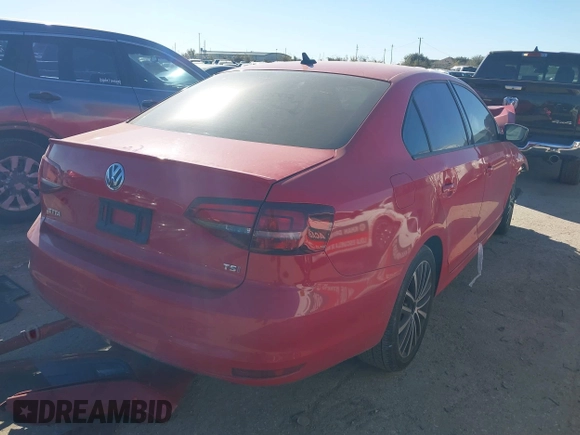2016 Volkswagen Jetta Sport с VIN 3VWD17AJXGM318744, выставлен на аукционе IAAI как лот 41048705 с пробегом Не указан миль и . История ставок и продаж доступна на DreamBid. Изображение 4.