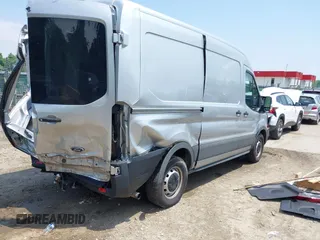 2021 Ford Transit z VIN 1FTYE1CG8MKA98319, wystawiony jako IAAI lot #42265312 z przebiegiem 85 302 mil mil oraz . Historia ofert i sprzedaży dostępna na DreamBid. Obrazek 4.