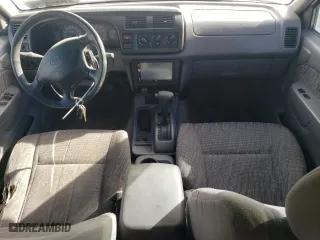 2000 Nissan Frontier 2WD XE with VIN 1N6ED27T0YC327947, listed as a Copart auction lot 48729875 with 230,398 mi miles and Salvage Title. Bid and sale history available at carsss.com. Image 8.