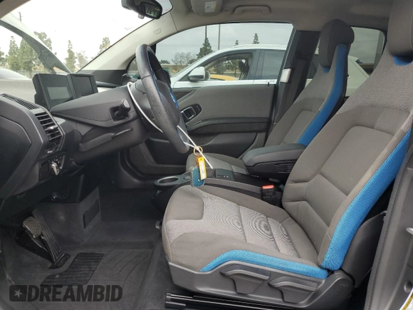 2019 BMW i3 with VIN WBY8P4C57K7E79770, listed as a Copart auction lot 55701535 with 33,344 mi miles and Salvage title. Bid and sale history available at DreamBid. Image 7.