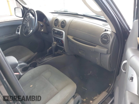 2007 Jeep Liberty Limited with VIN 1J8GL58K07W658037, listed as a IAAI auction lot 41993738 with 203,771 mi miles. Bid and sale history available at carsss.com. Image 5.