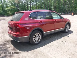 2018 Volkswagen Tiguan SEL with VIN 3VV3B7AX6JM073546, listed as a IAAI auction lot 42439602 with 97,109 mi miles and . Bid and sale history available at DreamBid. Image 4.