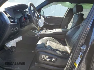 2020 BMW X5 z VIN 5UXJU2C04LLN68043, wystawiony jako Copart lot #49977365 z przebiegiem Nie podano mil oraz Szkoda całkowita • Salvage title. Historia ofert i sprzedaży dostępna na DreamBid. Obrazek 7.