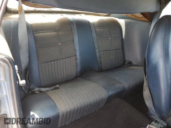 1970 Ford Mustang z VIN 0F04F121563, wystawiony jako Copart lot #60193005 z przebiegiem 31 733 mil mil oraz Czysty tytuł • Clean title. Historia ofert i sprzedaży dostępna na DreamBid. Obrazek 10.