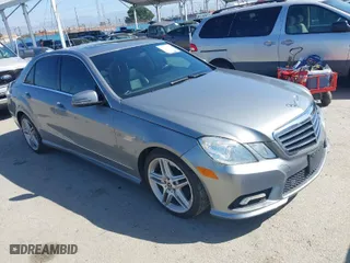 2011 Mercedes-Benz E-Class E 350 Luxury with VIN WDDHF5GB1BA347068, listed as a IAAI auction lot 41812700 with NaN miles. Bid and sale history available at carsss.com. Image 1.