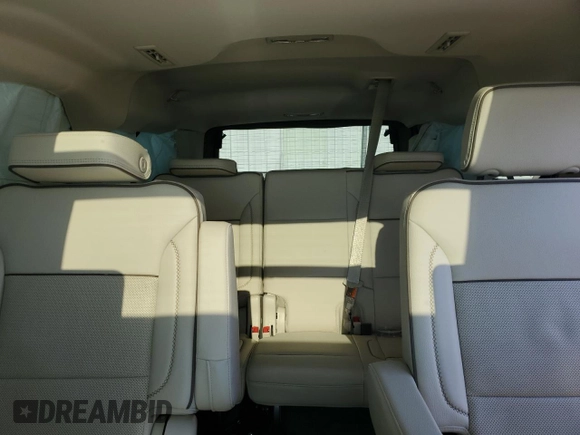 2021 GMC Yukon XL Denali with VIN 1GKS2JKL3MR178037, listed as a Copart auction lot 70825784 with 61,966 mi miles and Salvage Title. Bid and sale history available at carsss.com. Image 10.