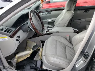 2013 Mercedes-Benz S-Class S 550 with VIN WDDNG7DBXDA521822, listed as a Copart auction lot 84210684 with 138,154 mi miles and Salvage Title. Bid and sale history available at carsss.com. Image 7.