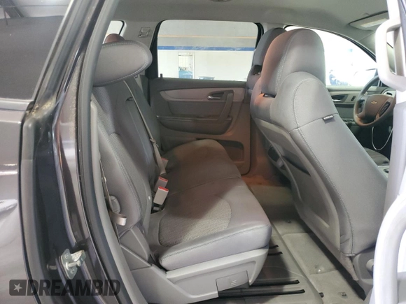 2017 Chevrolet Traverse LS z VIN 1GNKVFKD6HJ328081, wystawiony jako Copart lot #60436845 z przebiegiem 198 969 mil mil oraz Czysty tytuł • Clean title. Historia ofert i sprzedaży dostępna na DreamBid. Obrazek 11.