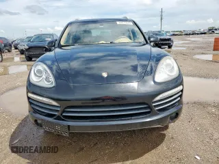 2013 Porsche Cayenne S Hybrid с VIN WP1AE2A20DLA14095, выставлен на аукционе Copart как лот 64215625 с пробегом 148 286 миль миль и Списание • Salvage title. История ставок и продаж доступна на DreamBid. Изображение 5.