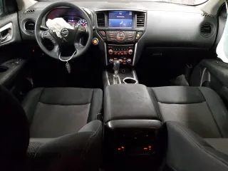 2017 Nissan Pathfinder S z VIN 5N1DR2MM0HC622863, wystawiony jako Copart lot #52114595 z przebiegiem 122 017 mil mil oraz Szkoda całkowita • Salvage title. Historia ofert i sprzedaży dostępna na DreamBid. Obrazek 8.